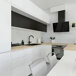 Lana Apartman