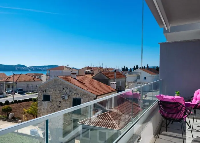 Lana * Trogir